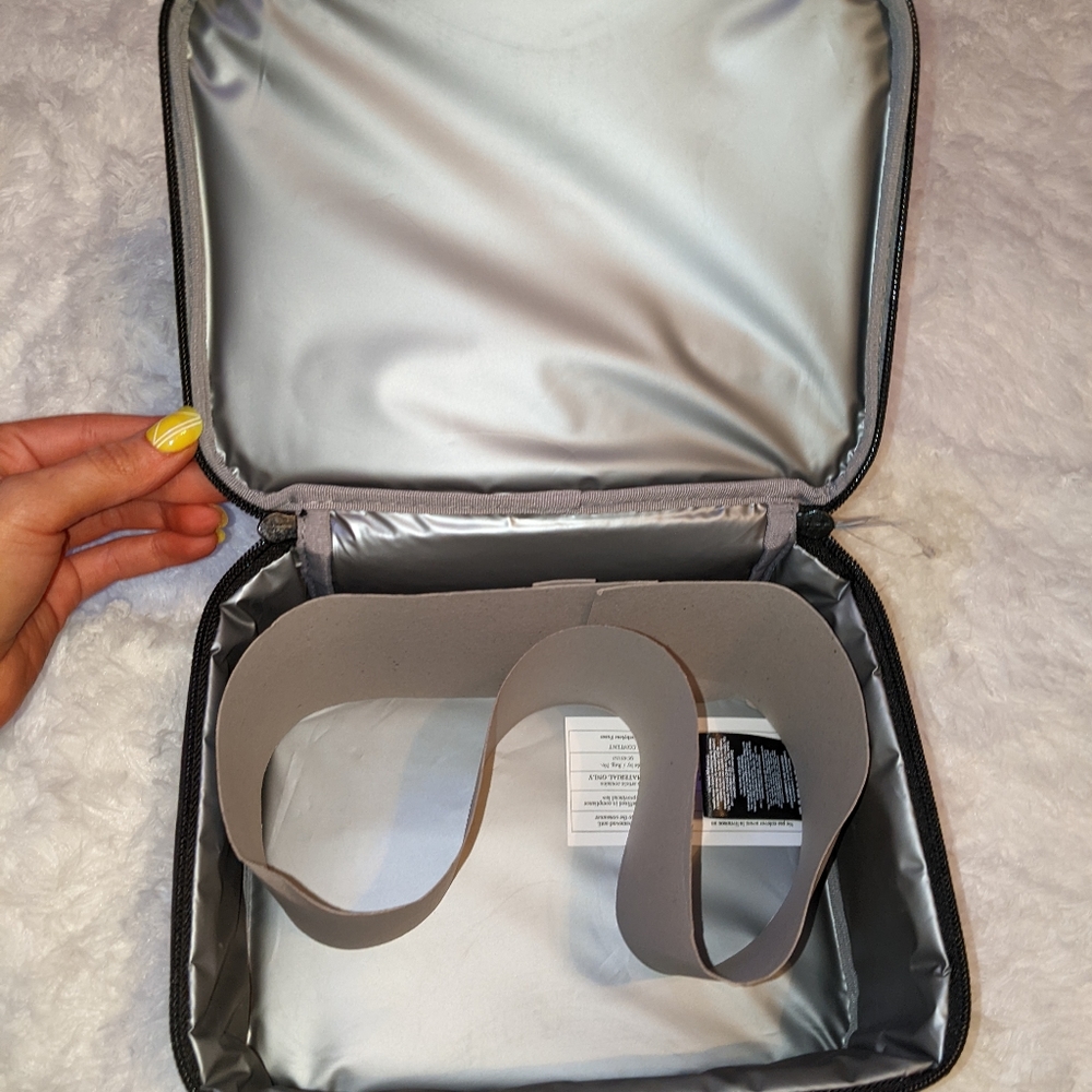 Nwts Fortnite black skull lunch box - Picture 8 of 16